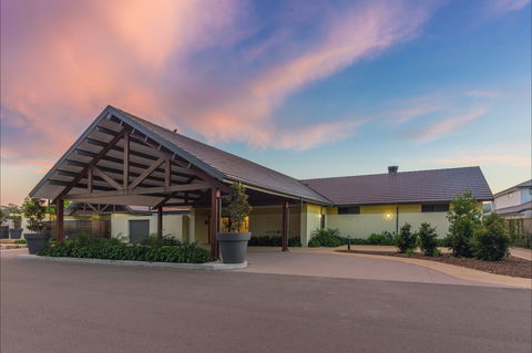 Pacific Dunes Golf Club - Accommodation Fremantle 0