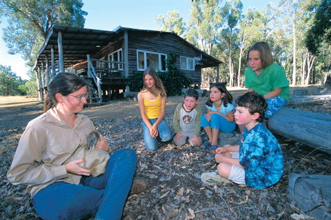 Perth Hills - Accommodation Fremantle 2