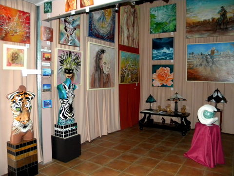 Alpha31 Art Gallery And Sculpture Garden - Accommodation Fremantle 2