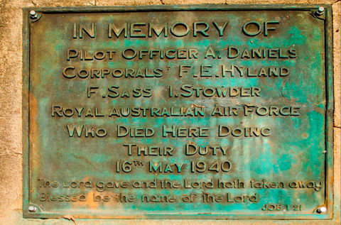 Avro Anson A4-4 Memorial - Accommodation Fremantle 1