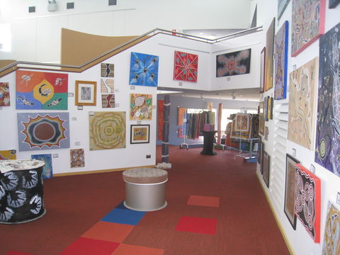 Burrunju Art Gallery - Accommodation Fremantle 2