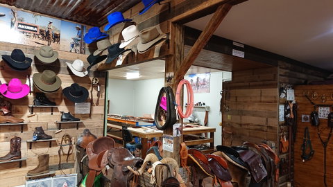 Simon Martin Whips & Leathercraft - Accommodation Fremantle 2