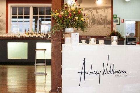Audrey Wilkinson Vineyard: Picnic With Wine Masterclass Tasting - Accommodation Fremantle 4