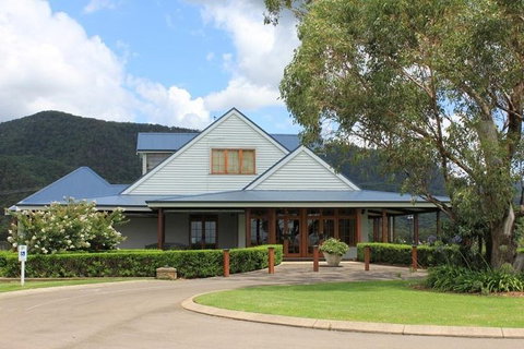 Audrey Wilkinson Vineyard: Picnic With Wine Masterclass Tasting - Accommodation Fremantle 5