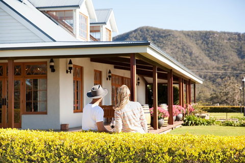 Audrey Wilkinson Vineyard: Picnic With Wine Masterclass Tasting - Accommodation Fremantle 2