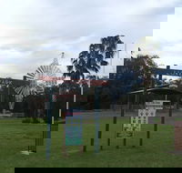Luke Park and Jerilderie Lake - Accommodation Fremantle