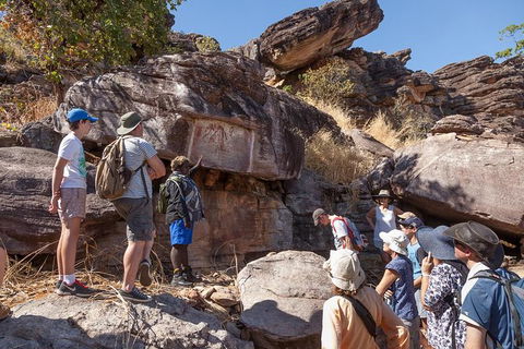Arnhem Land Injalak Hill Full-Day Tour From Darwin - Accommodation Fremantle 10