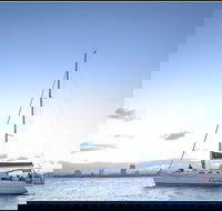 Gold Coast Sailing Cruise with sparkling wine  nibbles platter - Accommodation Fremantle