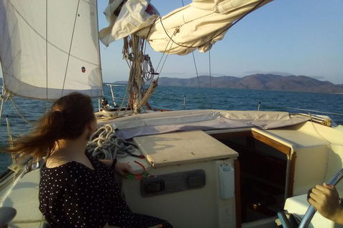 Sailing Boat Overnight Live Aboard Experience Townsville - Accommodation Fremantle 2