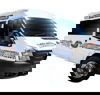 Premium Van Private Transfer Cairns Airport - Cairns City. - Accommodation Fremantle