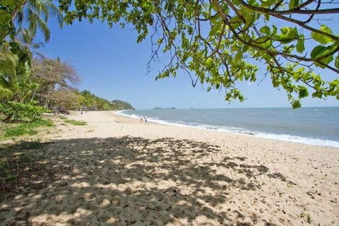 Airport Transfer - Palm Cove, Kewarra Beach & Trinity Beach To Cairns Airport - Accommodation Fremantle 3