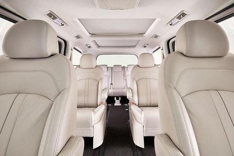 Luxury Van, Private Transfer, Palm Cove - Cairns - Accommodation Fremantle 1