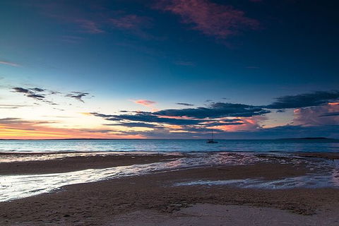 Bareboat Hire - Cattitude 7 Nights - Accommodation Fremantle 1