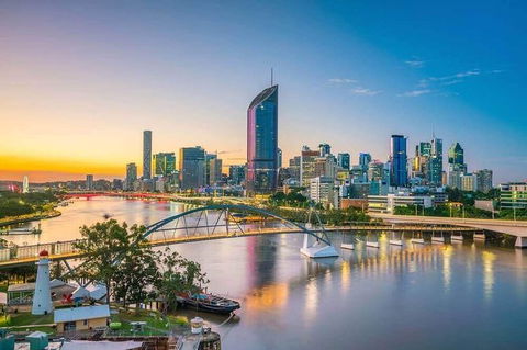 Brisbane Airport Transfers : Brisbane Airport BNE To Brisbane In Luxury Car - Accommodation Fremantle 5