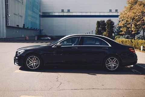 Arrival Private Transfers: Adelaide Airport ADL To Adelaide In Business Car - Accommodation Fremantle 0