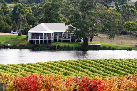 Full Day Tour Hobart: East Coast Classic Wine, Beach, Oysters, Seafood & Berries - Accommodation Fremantle 6