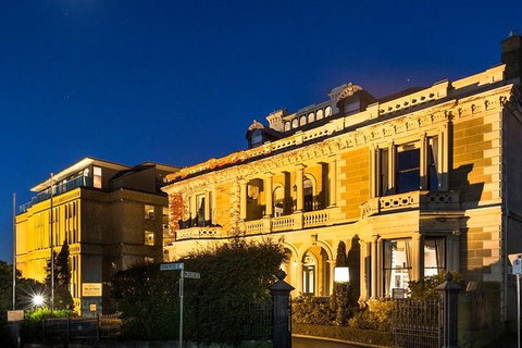 Full Day Tour Hobart: East Coast Classic Wine, Beach, Oysters, Seafood & Berries - Accommodation Fremantle 8