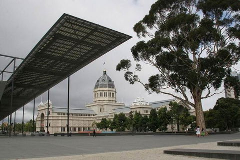 Melbourne Combo: Half-Day Sightseeing Tour And Great Ocean Road Day Trip - Accommodation Fremantle 3