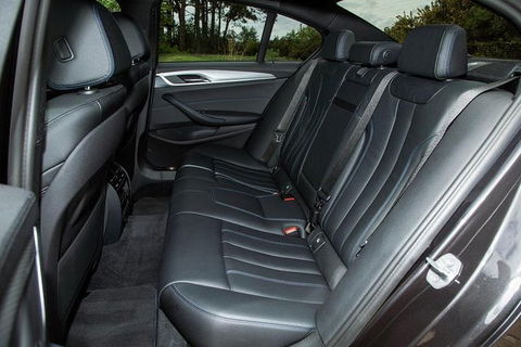 Arrival Private Transfer Melbourne Airport MEL To Melbourne City By Business Car - Accommodation Fremantle 3
