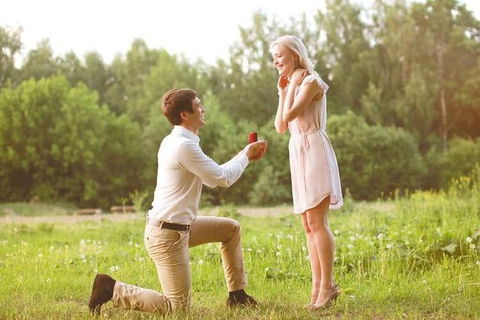 Romance Aircraft Flight + Scenic Tour + 3 Course Lunch + Beer Tasting + Hamper - Accommodation Fremantle 2