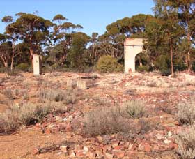 Mount Palmer - Accommodation Fremantle 0
