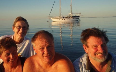 A Whitsunday Luxury Sailing Holiday - Accommodation Fremantle 2