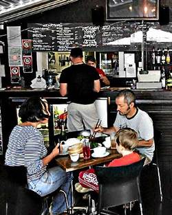 Annandale Hotel - Accommodation Fremantle 1