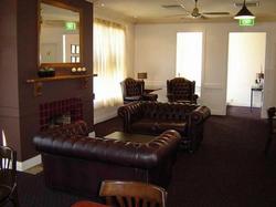Eltham Hotel - Accommodation Fremantle 2