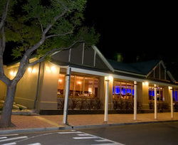 Maylands Hotel - Accommodation Fremantle 2