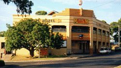 Royal Hotel Drouin - Accommodation Fremantle