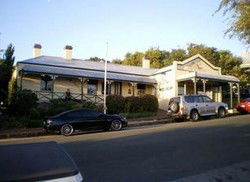 Earl Of Spencer Historic Inn - Accommodation Fremantle 0