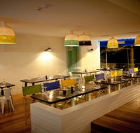 Deck Bar and Dining - Accommodation Fremantle
