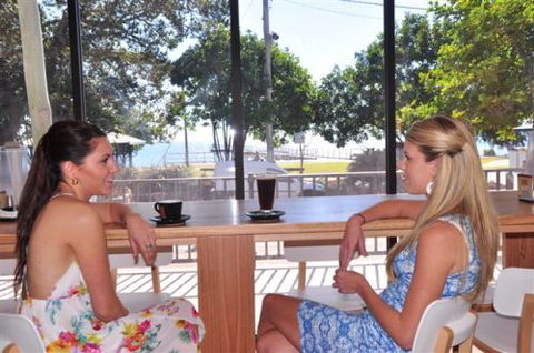 Beach House Hotel - Accommodation Fremantle 1