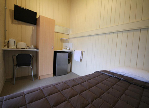 Grand Hotel (Mount Morgan) - Accommodation Fremantle 1