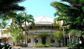 The Middle Pub - Accommodation Fremantle 1