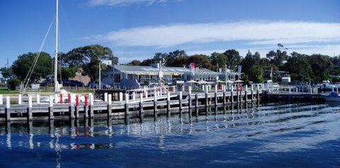 Metung Hotel - Accommodation Fremantle 0