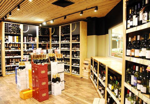Churchill Noodle Bar - Accommodation Fremantle 4