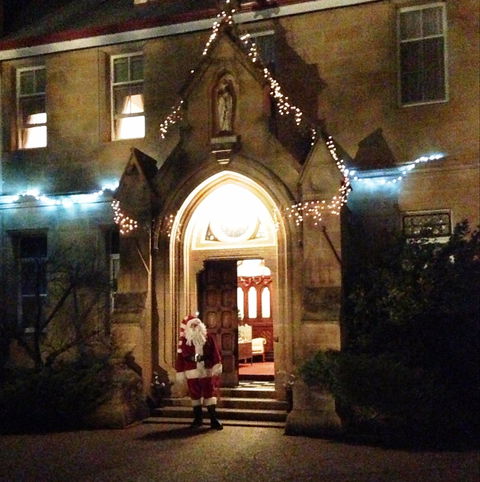 Abbey Of The Roses - Christmas In July - Accommodation Fremantle 0