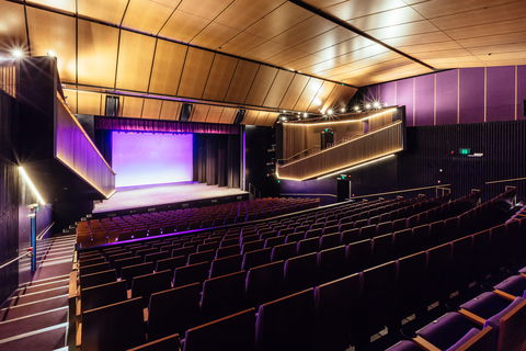 Herman's Hermits With Special Guest Mike Pender - The Six O'Clock Hop - Accommodation Fremantle 1