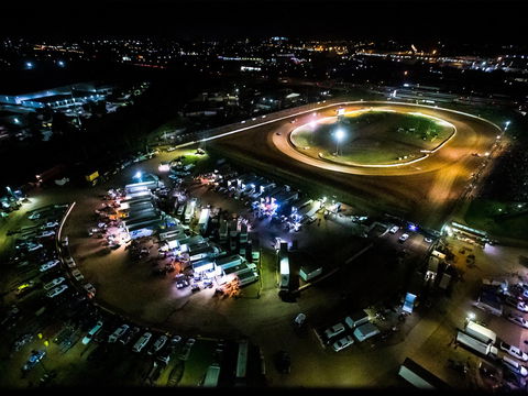 Valvoline Raceway's Opening Night - Accommodation Fremantle 0