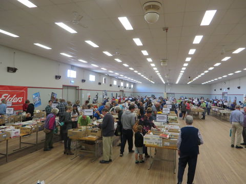 Rotary Club Of Wagga Wagga - Book Fair - Accommodation Fremantle 1