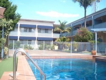 Golden Sands Motor Inn Forster - Accommodation Fremantle 0