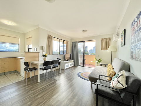 Mermaid Beach Park View Resort - Accommodation Fremantle 4