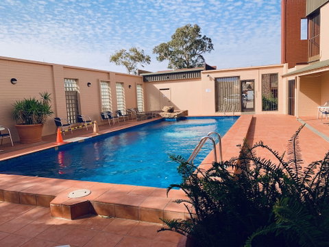 Desert Cave Hotel - Accommodation Fremantle 5