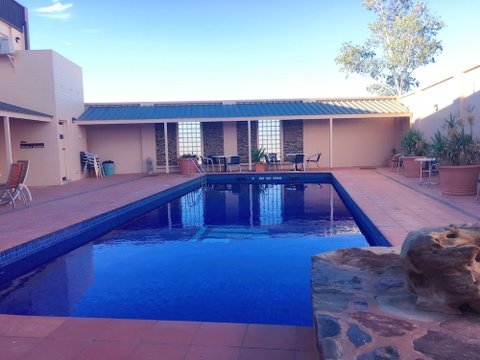 Desert Cave Hotel - Accommodation Fremantle 4