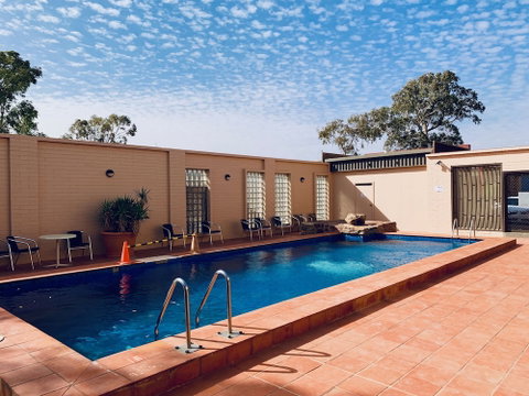 Desert Cave Hotel - Accommodation Fremantle 3