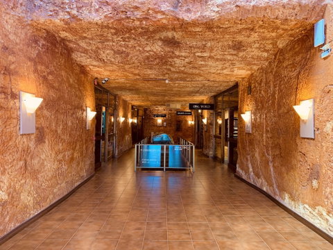 Desert Cave Hotel - Accommodation Fremantle 0