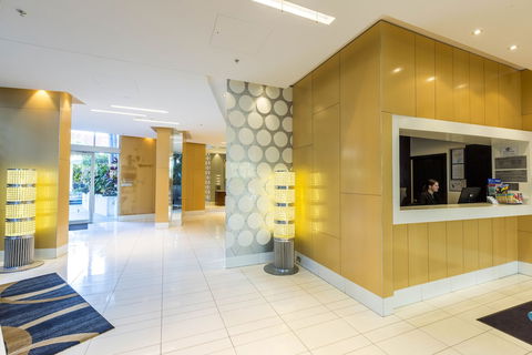 Artique Surfers Paradise - Accommodation Fremantle 6