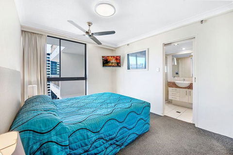 ULTIQA Beach Haven At Broadbeach - Accommodation Fremantle 6