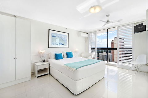 ULTIQA Beach Haven At Broadbeach - Accommodation Fremantle 5